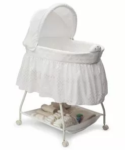 Delta Children Deluxe Sweet Beginnings Bassinet