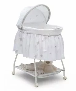 Delta Children Deluxe Sweet Beginnings Bassinet