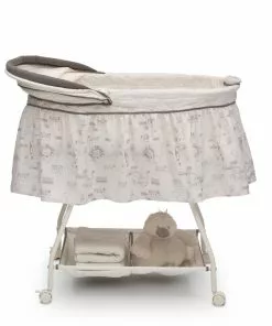 Delta Children Deluxe Sweet Beginnings Bassinet