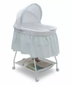 Delta Children Deluxe Sweet Beginnings Bassinet