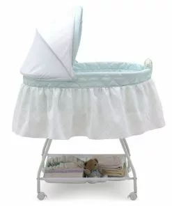 Delta Children Deluxe Sweet Beginnings Bassinet