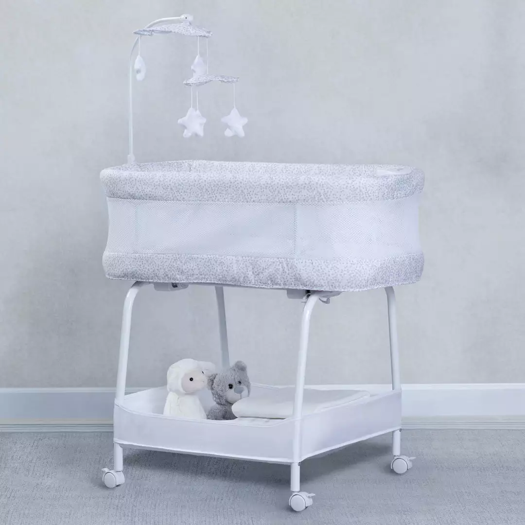 Delta Children SmartSleep Auto Glide Bassinet With Bluetooth 3 Delta Children SmartSleep Auto Glide Bassinet With Bluetooth