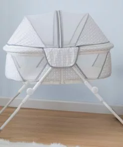 Delta Children Bassinets EZ Fold Ultra Compact Travel Bassinet