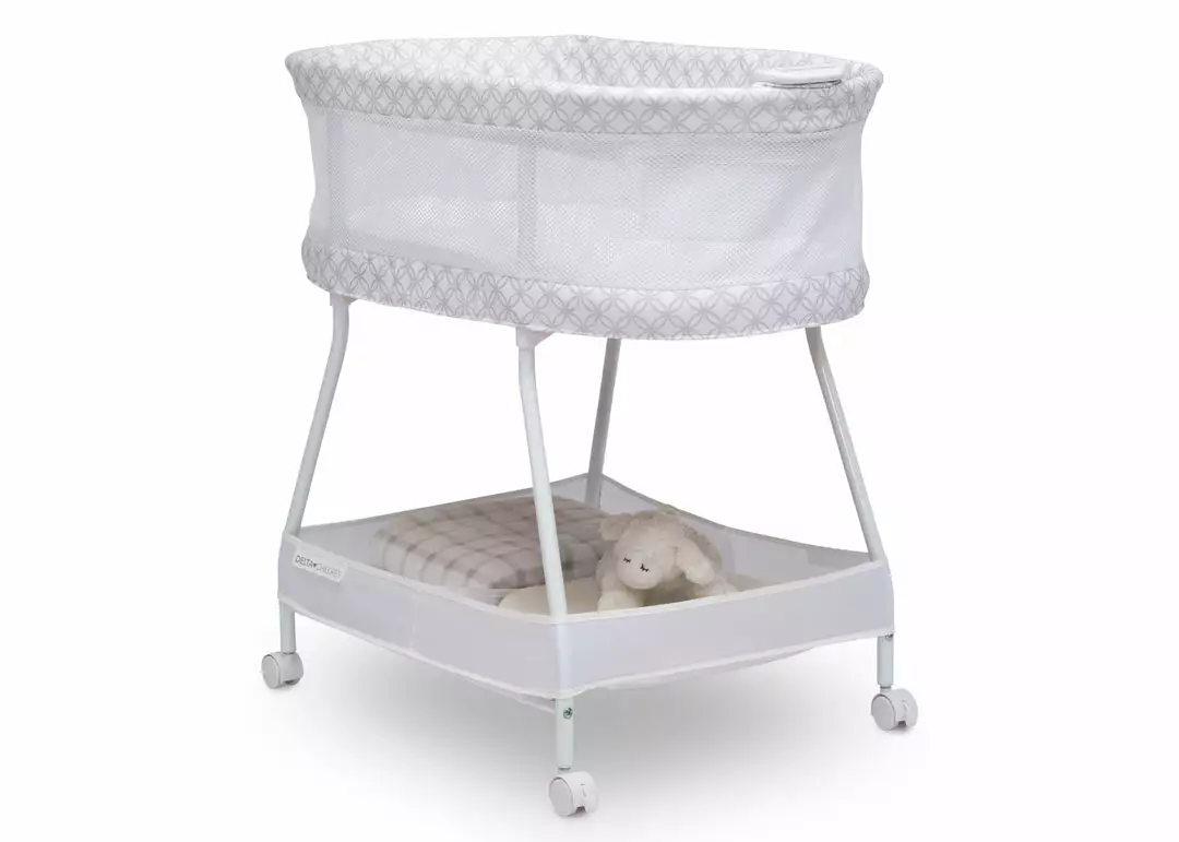 Delta Children Bassinets Sweet Dreams Bassinet With Airflow Mesh 11 Delta Children Bassinets Sweet Dreams Bassinet With Airflow Mesh