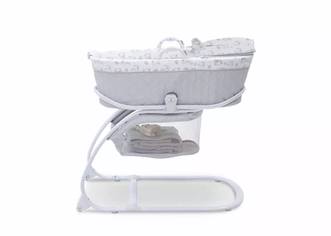 Delta Children Bassinets Deluxe Moses Bassinet 17 Delta Children Bassinets Deluxe Moses Bassinet