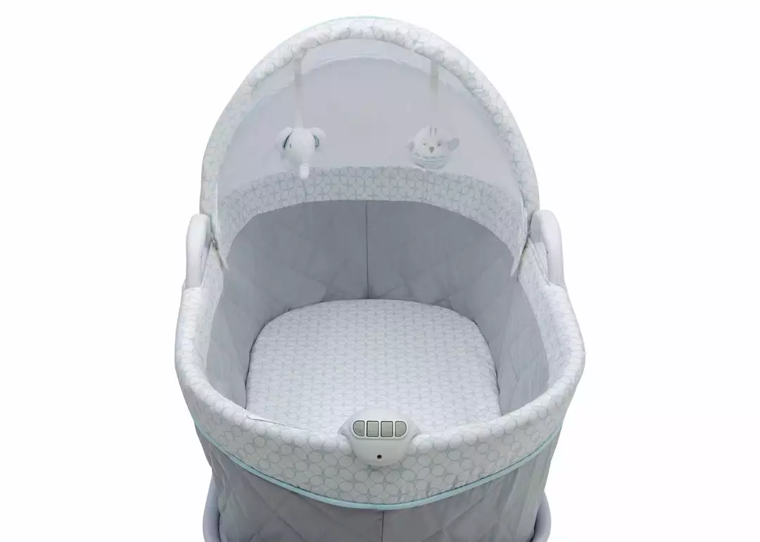 Delta Children Bassinets Deluxe Moses Bassinet 12 Delta Children Bassinets Deluxe Moses Bassinet