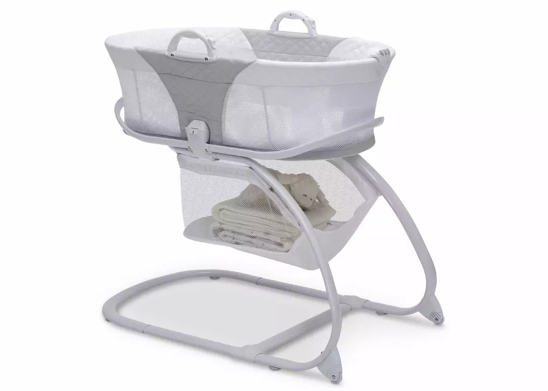 Delta Children Bassinets 2-in-1 Moses Basket Bedside Bassinet Sleeper 5 Delta Children Bassinets 2-in-1 Moses Basket Bedside Bassinet Sleeper