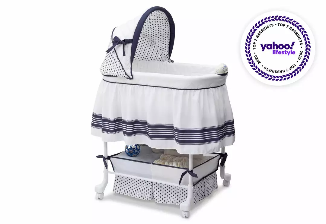 Delta Children Gliding Bassinet Bassinets 4 Delta Children Gliding Bassinet Bassinets