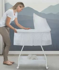 Delta Children Deluxe Soothing Dreams Bassinet