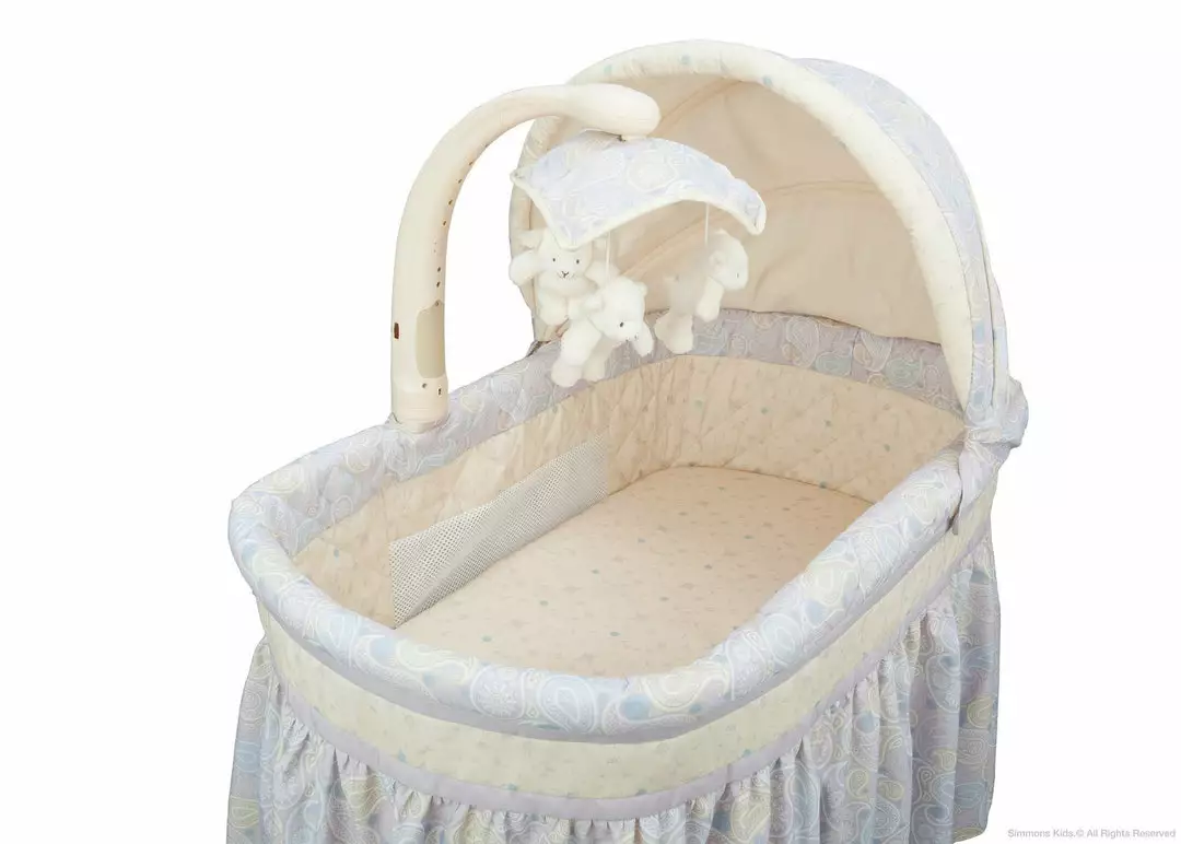 Bassinets Simmons Kids® Deluxe Gliding Bassinet 23 Bassinets Simmons Kids® Deluxe Gliding Bassinet