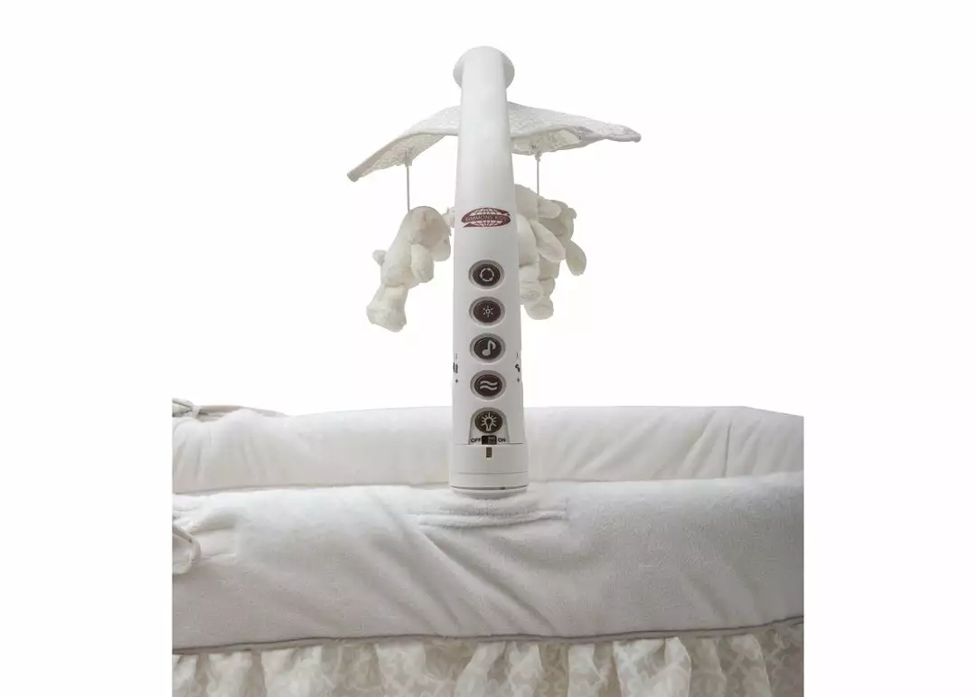 Bassinets Simmons Kids® Deluxe Gliding Bassinet 26 Bassinets Simmons Kids® Deluxe Gliding Bassinet