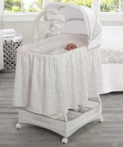 Bassinets Simmons Kids® Silent Auto Gliding Deluxe Bassinet