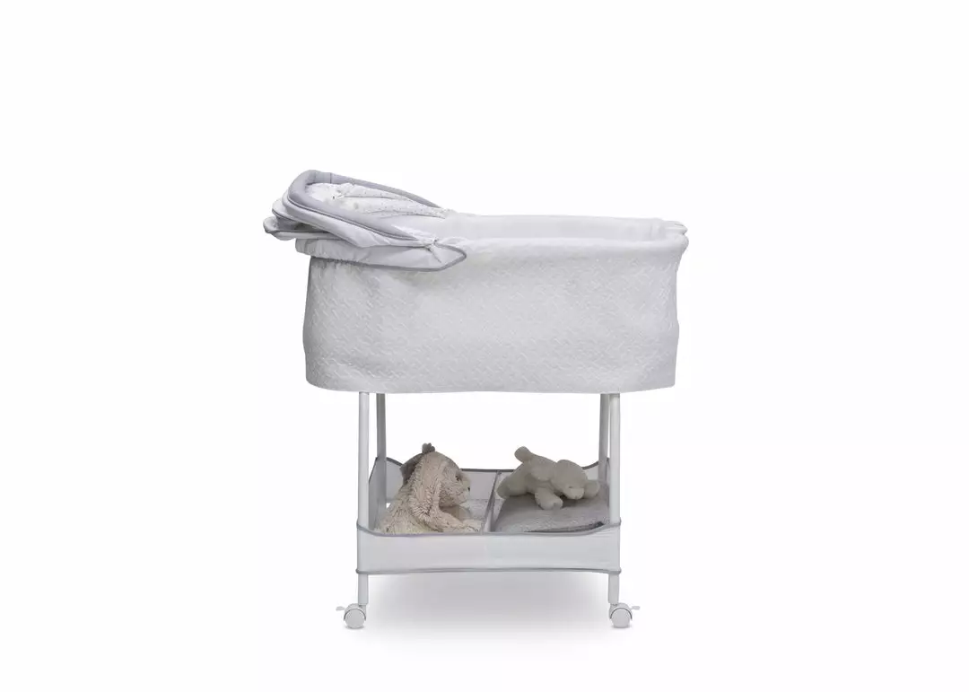 Simmons Kids Bassinets Silent Auto Gliding Elite Bassinet - Basketweave 8 Simmons Kids Bassinets Silent Auto Gliding Elite Bassinet - Basketweave