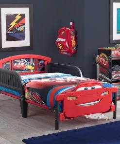 Delta Children Cars 3D-Footboard Toddler Bed