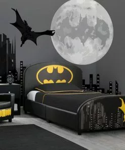 Delta Children Batman Upholstered Twin Bed