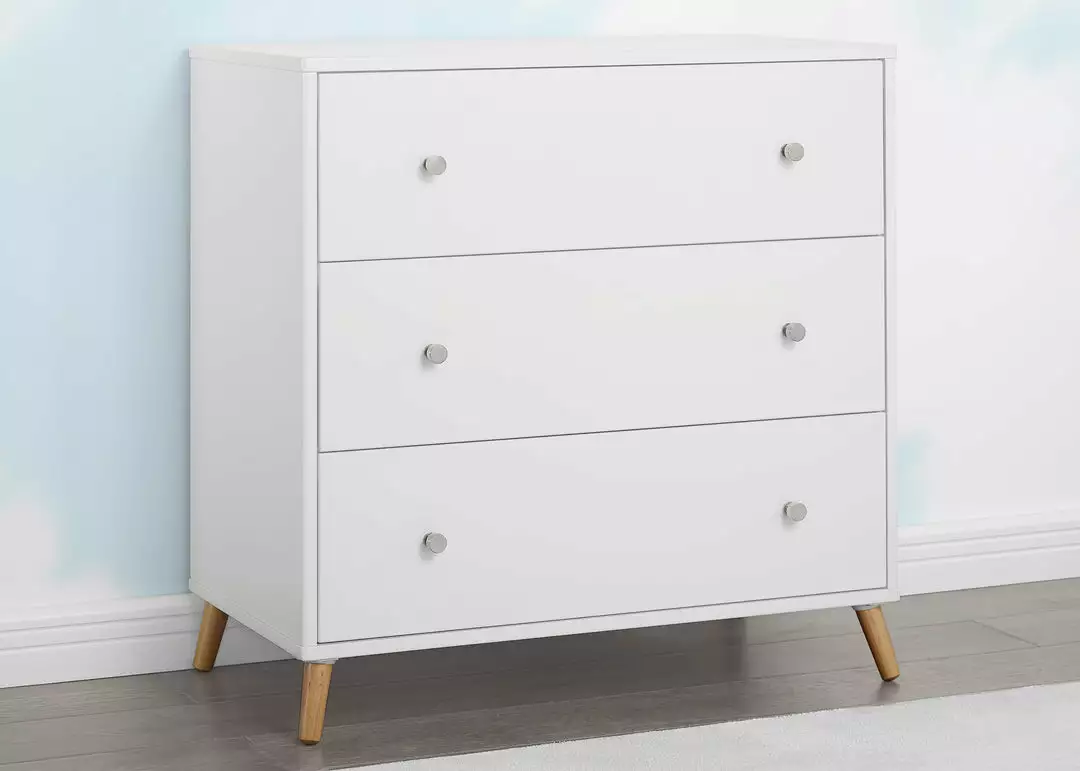 Delta Children Dressers & Changing Tables Jordan 3 Drawer Dresser 3 Delta Children Dressers & Changing Tables Jordan 3 Drawer Dresser