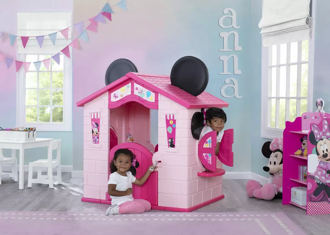 Delta Children Toys & Play Minnie Mouse Plastic Indoor/Outdoor Playhouse With Easy Assembly 5 Delta Children Toys & Play Minnie Mouse Plastic Indoor/Outdoor Playhouse With Easy Assembly